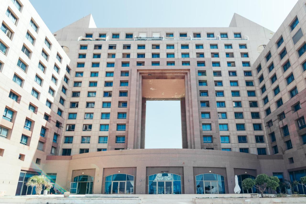 Almog Beach Apt Hotel מלון דירות אלמוג ביץ' Haifa Ngoại thất bức ảnh