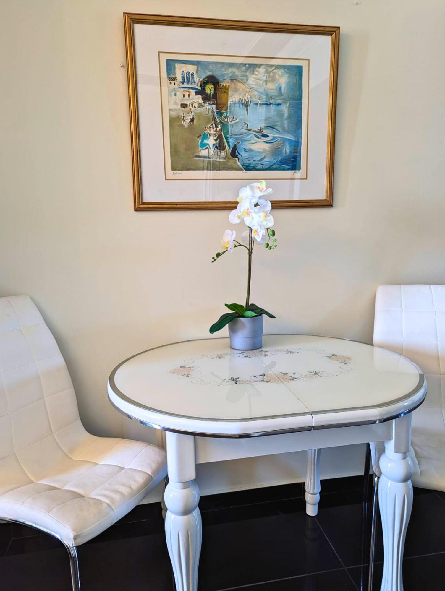 Almog Beach Apt Hotel מלון דירות אלמוג ביץ' Haifa Ngoại thất bức ảnh