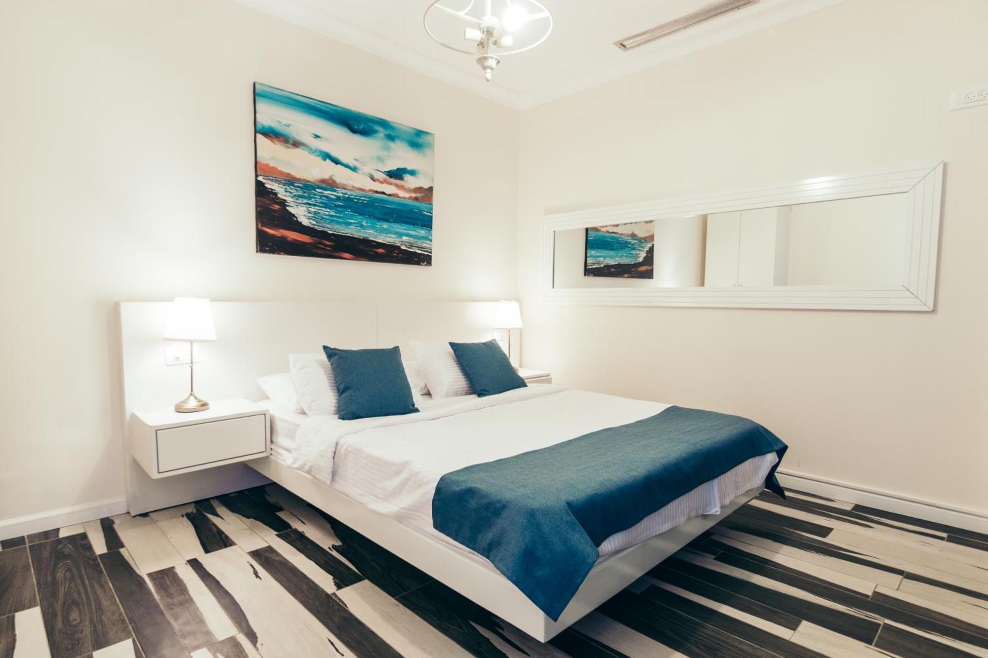 Almog Beach Apt Hotel מלון דירות אלמוג ביץ' Haifa Ngoại thất bức ảnh