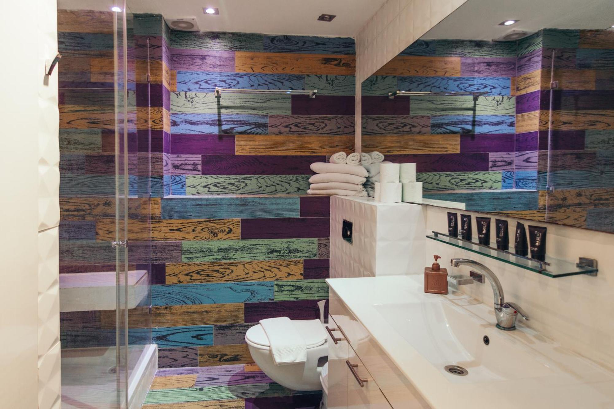 Almog Beach Apt Hotel מלון דירות אלמוג ביץ' Haifa Ngoại thất bức ảnh